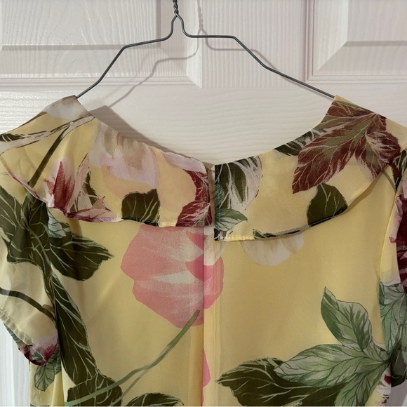 Floral Print Dress in Cream and Pink - Picture 8 of 8